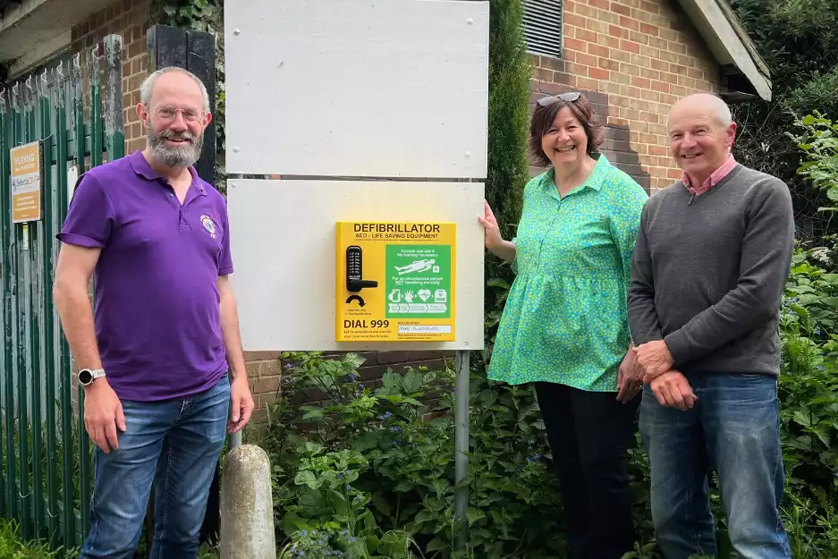 New Defibrillator for Leigh-on-sea Residents